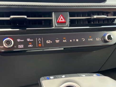 New 2026 Kia EV6 Wind RWD image 22