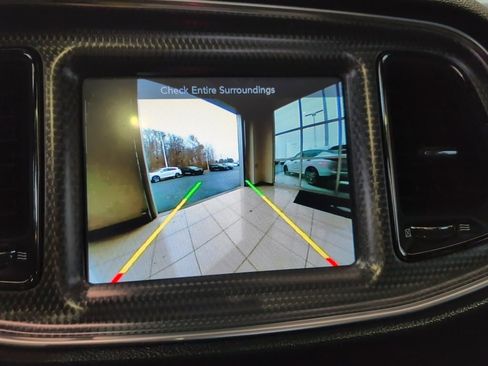 Used 2016 Dodge Challenger SRT Hellcat image 21