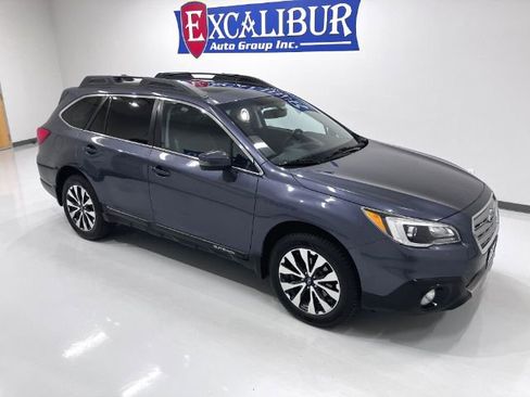 Used 2016 Subaru Outback 2.5i Limited image 12
