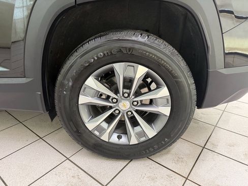 Certified 2025 Chevrolet Equinox LT FWD image 13