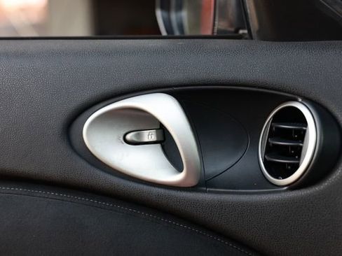 Used 2013 Nissan 370Z Touring image 44