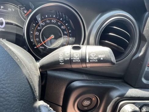 Used 2022 Jeep Wrangler Sport AWD/4WD image 25