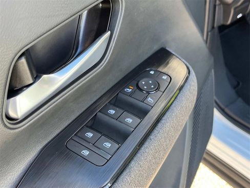 New 2026 Nissan Kicks SV image 21