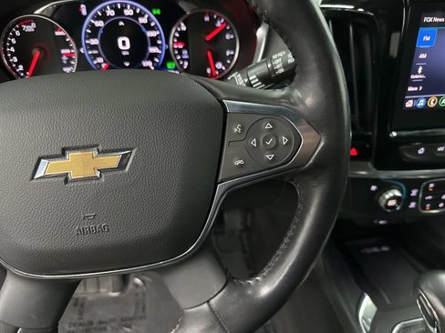 Used 2022 Chevrolet Traverse High Country AWD/4WD image 17