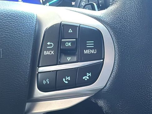 Certified 2021 Ford Explorer XLT w/ Equipment Group 202A RWD image 13