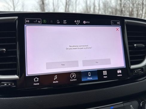Used 2022 Chrysler Pacifica Touring-L FWD image 27