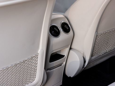 Used 2023 Mercedes-Benz GLA 250 4MATIC image 17