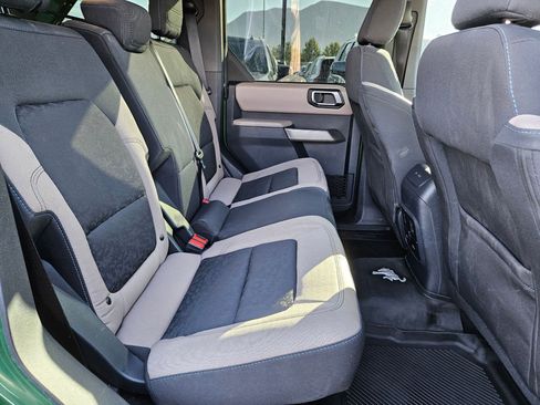 Used 2023 Ford Bronco Wildtrak AWD/4WD image 32