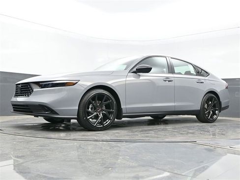 New 2025 Honda Accord SE image 21