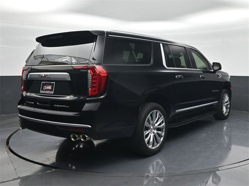 Certified 2023 GMC Yukon XL Denali image 7