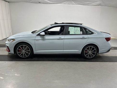 Used 2025 Volkswagen Jetta GLI Autobahn image 6