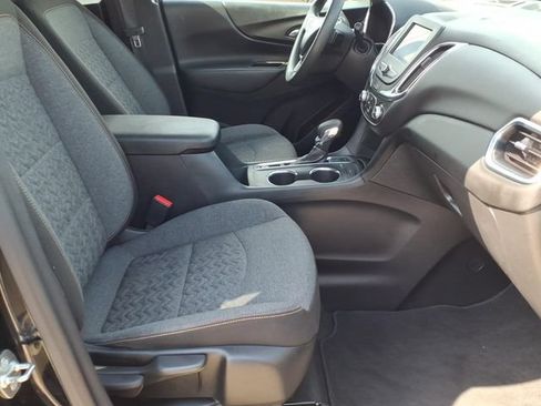 Used 2024 Chevrolet Equinox LT AWD/4WD image 8