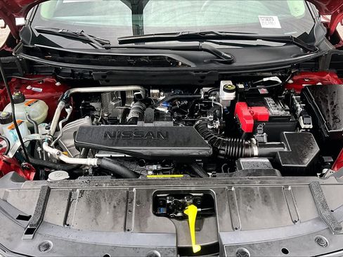 Certified 2026 Nissan Rogue SV FWD image 31
