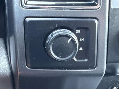 Used 2020 Ford F150 XLT w/ Equipment Group 302A Luxury AWD/4WD image 34
