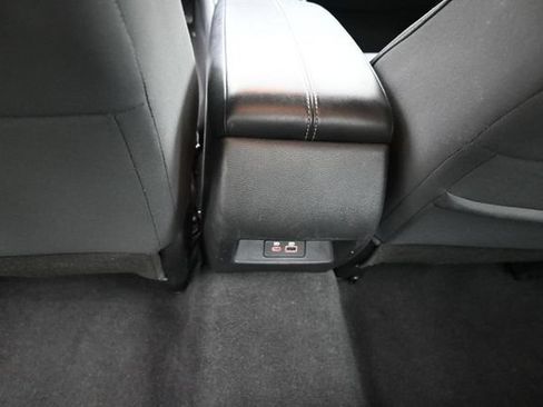 Used 2025 Nissan Altima 2.5 SV FWD image 24