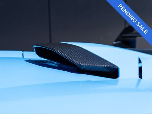 Used 2024 Lamborghini Huracan STO image 23