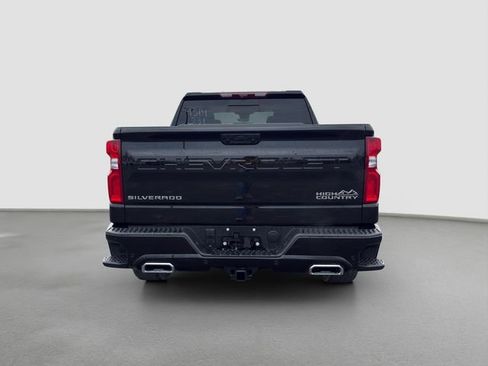 New 2026 Chevrolet Silverado 1500 High Country AWD/4WD image 5
