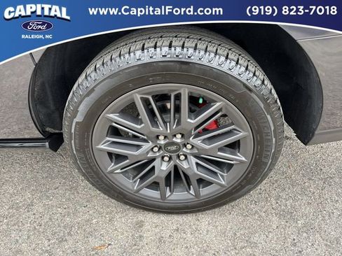 Certified 2025 Ford Expedition Max Platinum w/ Stealth Performance Package image 13