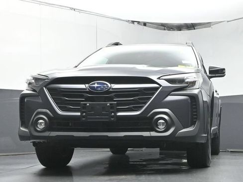 Used 2024 Subaru Outback Premium AWD/4WD image 33