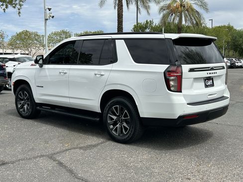 Used 2022 Chevrolet Tahoe Z71 w/ Luxury Package AWD/4WD image 3