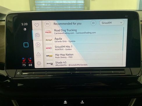 Certified 2025 Volkswagen Atlas SE image 19