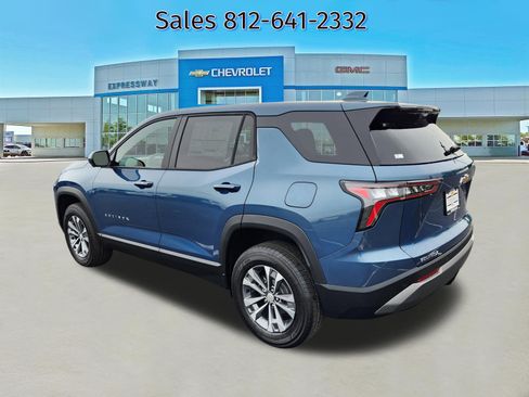 New 2026 Chevrolet Equinox LT w/ Safety and Technology Package FWD image 3