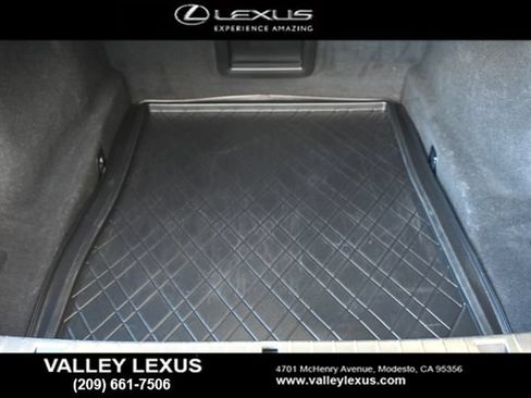 Used 2022 BMW 750i xDrive AWD/4WD image 19