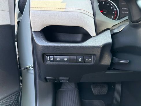 Used 2022 Toyota RAV4 XLE w/ Convenience Package AWD/4WD image 23