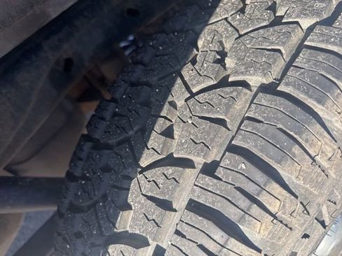 Used 2013 Ford F150 XLT w/ Luxury Equipment Group image 5