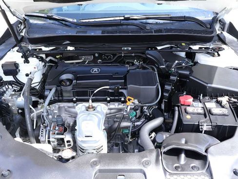 Certified 2016 Acura TLX FWD image 9