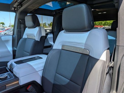 Used 2024 GMC Hummer EV 3X w/ Omega Edition AWD/4WD image 15