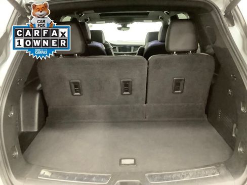 Used 2023 Buick Enclave Avenir w/ Avenir Technology Package image 21