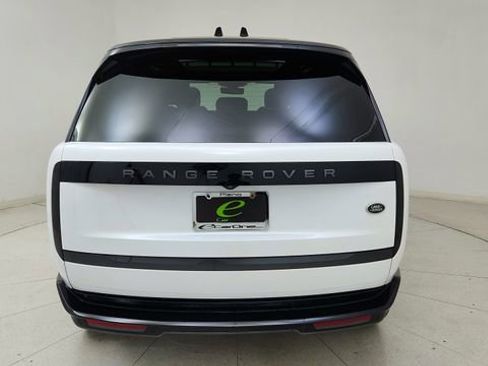 Used 2023 Land Rover Range Rover SE image 5