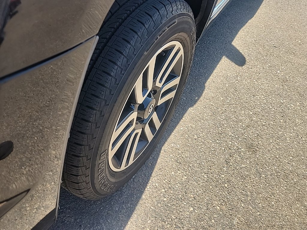 Used 2019 Toyota 4Runner Limited RWD image 13