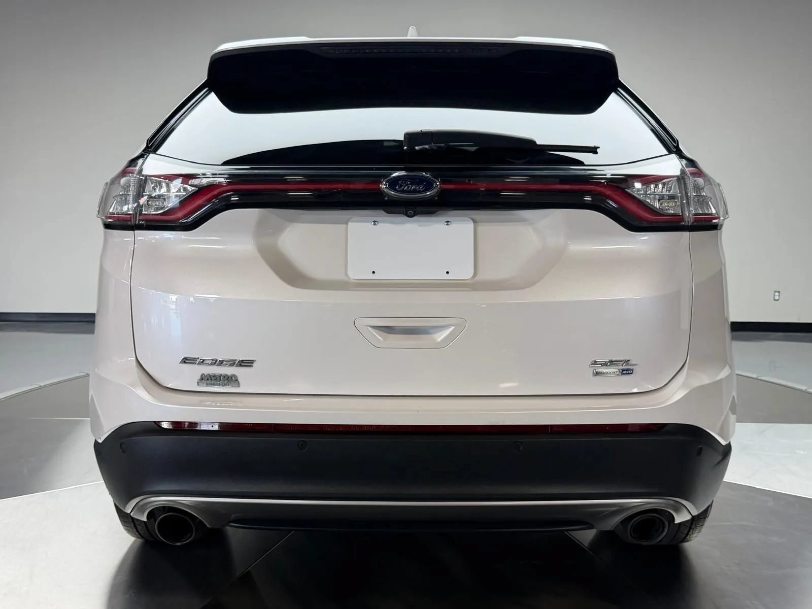 Used 2018 Ford Edge SEL w/ Equipment Group 201A AWD/4WD image 5