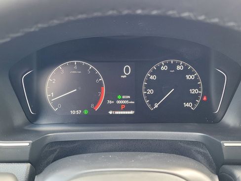 New 2025 Honda Pilot Touring image 10