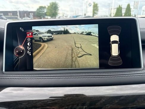 Used 2015 BMW X5 xDrive50i AWD/4WD image 20