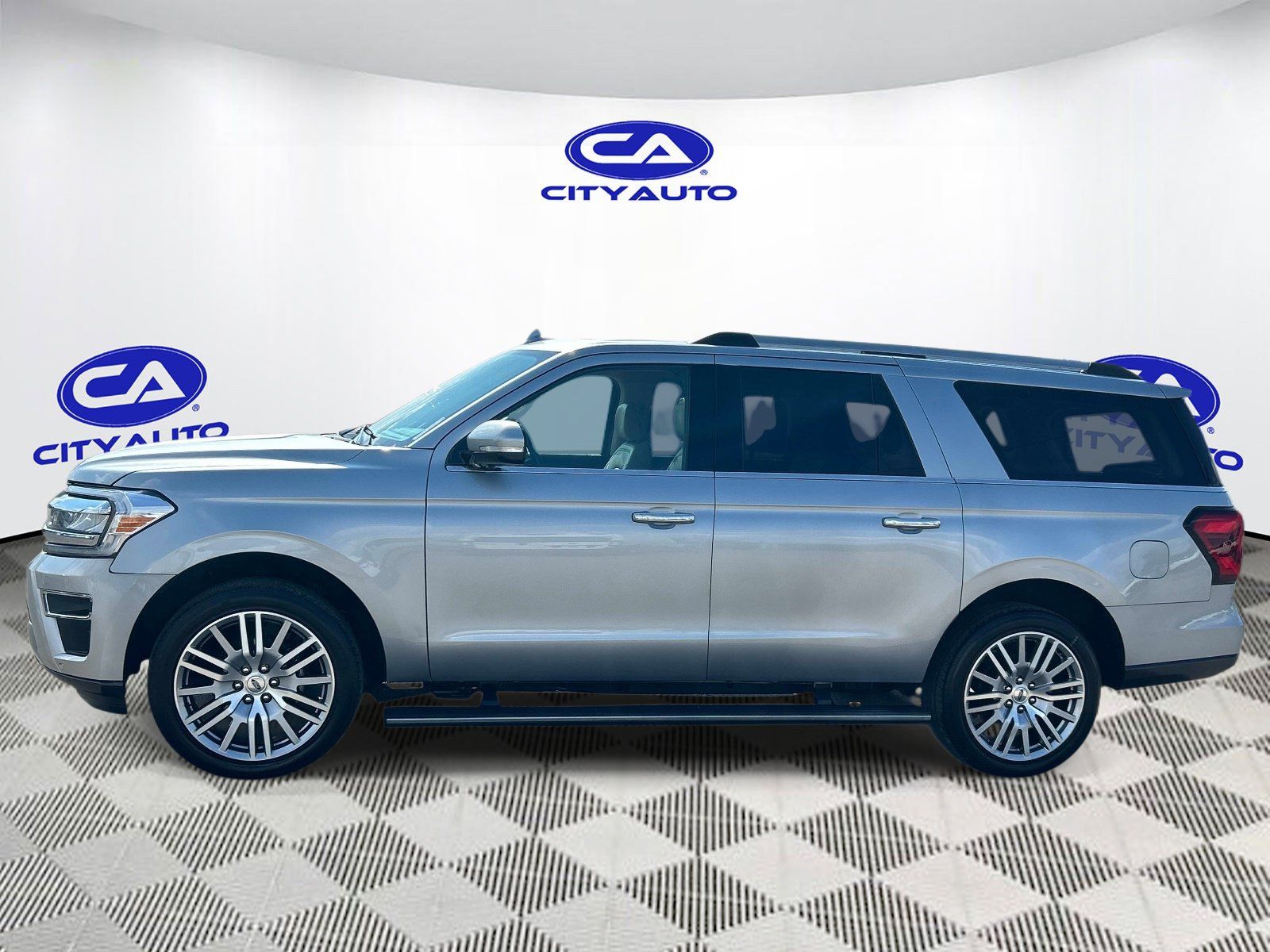Used 2024 Ford Expedition Max Limited AWD/4WD image 7