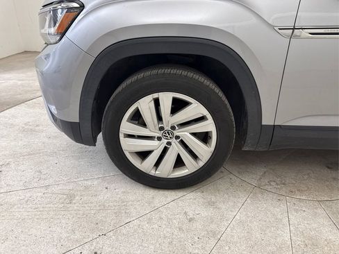 Used 2019 Volkswagen Atlas SE w/ Towing Package image 15