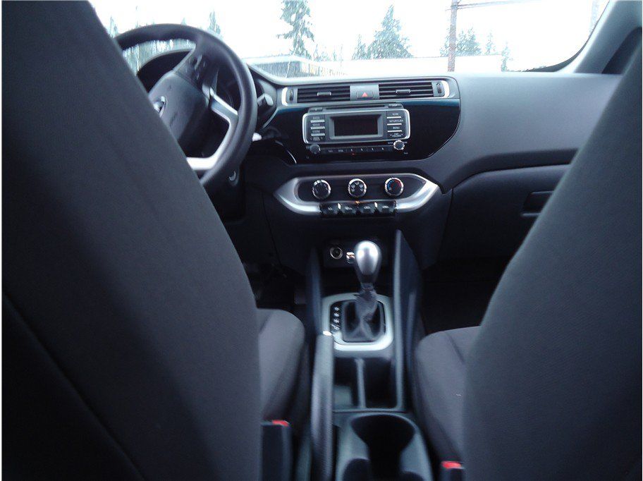Used 2016 Kia Rio LX FWD image 19