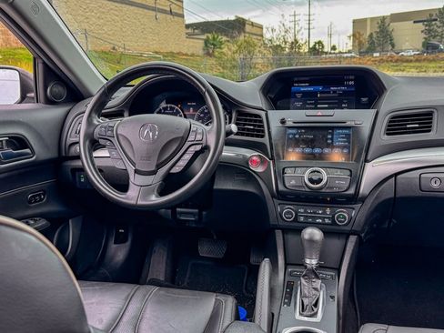 Used 2022 Acura ILX w/ Premium Package image 21