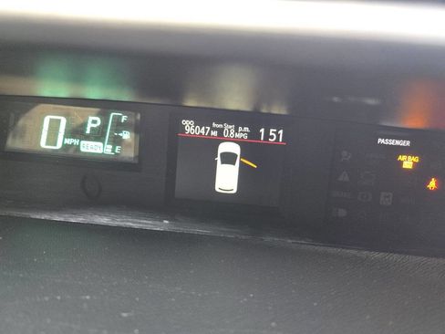 Used 2013 Toyota Prius C Two image 19