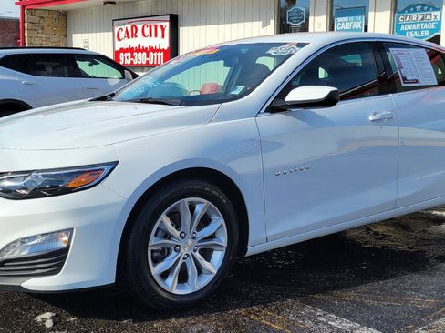 Used 2024 Chevrolet Malibu LT image 3