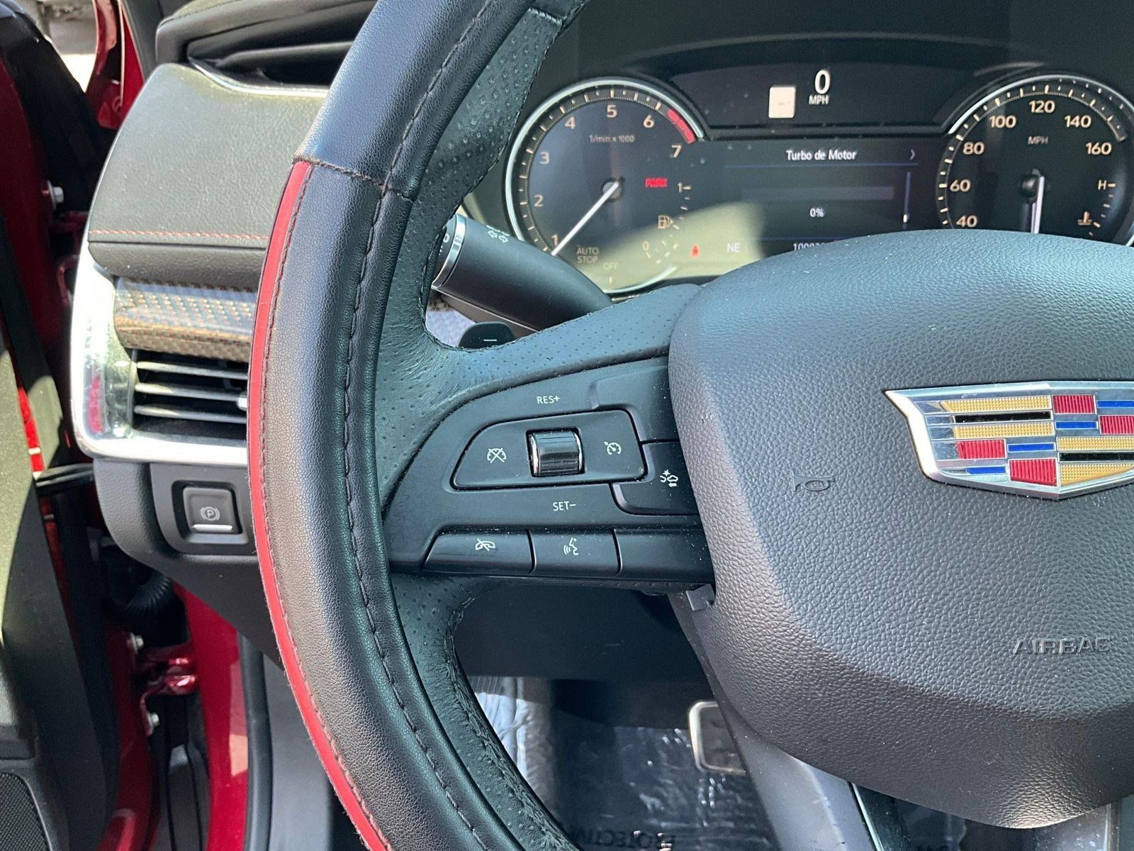 Used 2019 Cadillac XT4 Sport w/ Driver Awareness Package FWD image 10