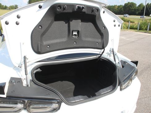 Used 2021 Chevrolet Camaro SS image 15