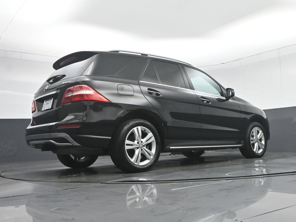 Used 2015 Mercedes-Benz ML 250 BlueTEC 4MATIC image 54