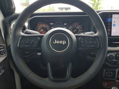 Certified 2024 Jeep Wrangler Unlimited Sport AWD/4WD image 23