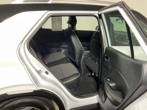 Used 2023 Hyundai Venue Limited w/ Cargo Package FWD image 35