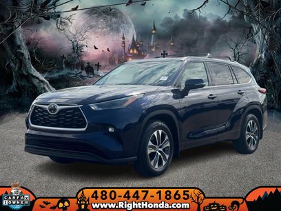 Used 2022 Toyota Highlander XLE