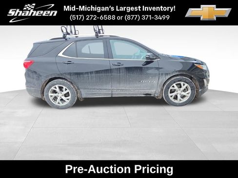 Used 2018 Chevrolet Equinox LT image 2